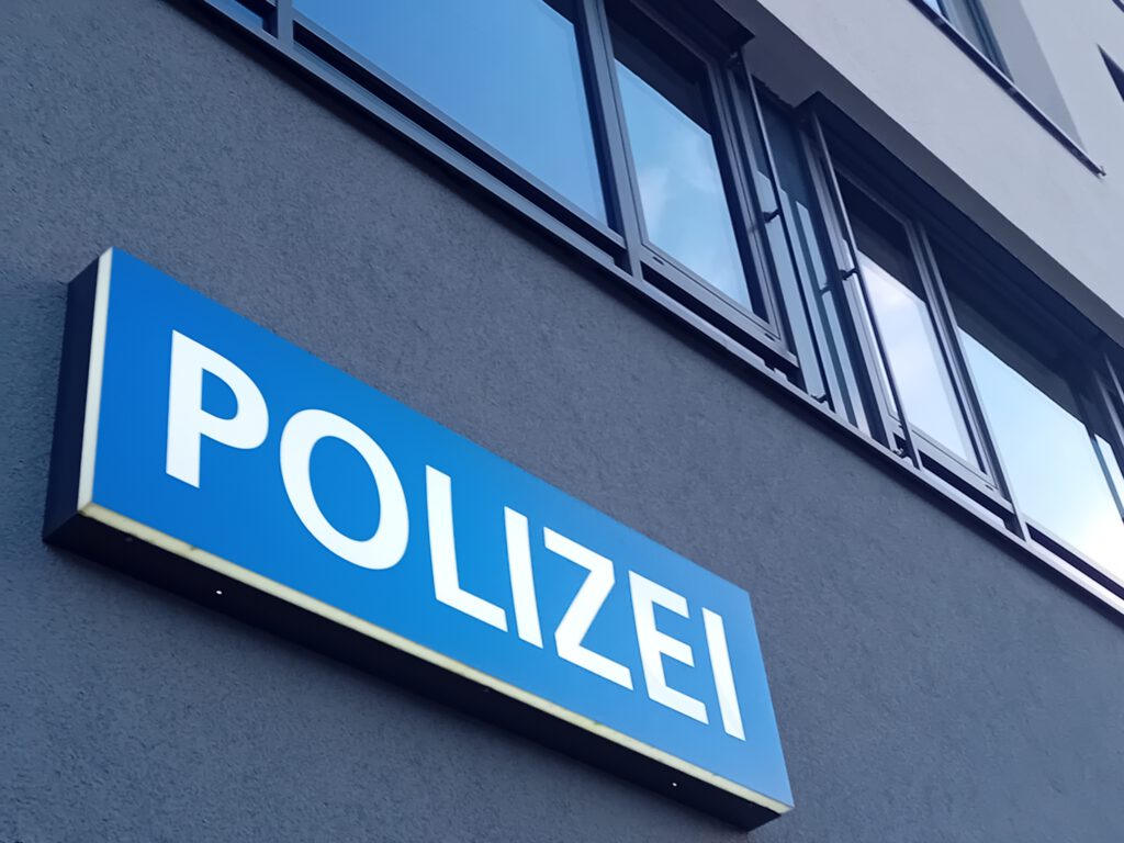 Polizeischild